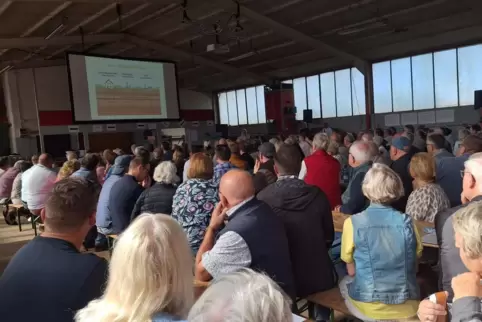 Auf großes Interesse stieß die Infoveranstaltung der Bürgerinitiative gegen Tiefengeothermie in Waldsee. 