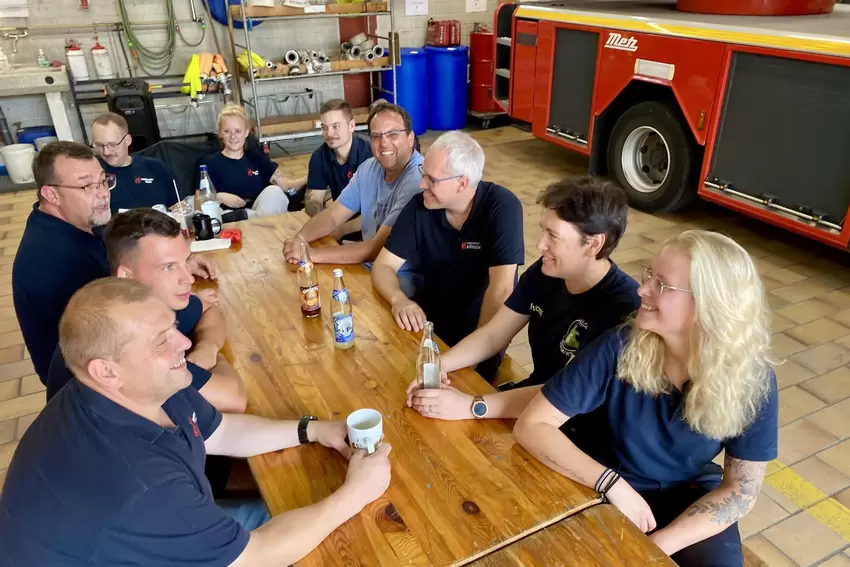 Und während andere feiern ...: Wie immer über alle Messetage hinweg, ist die Stützpunktfeuerwehr Kusel in Alarmbereitschaft. Lau