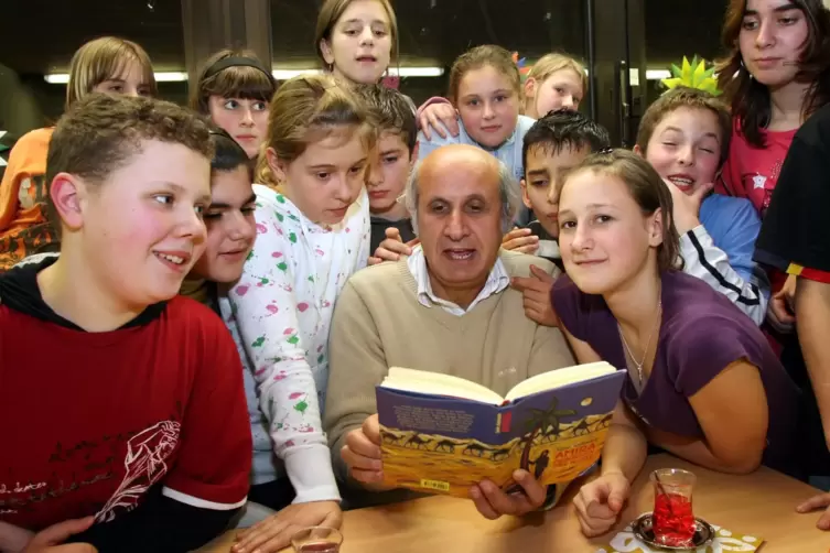 Der gro&szlig;e deutsch-pal&auml;stinensische Erz&auml;hler Salim Alafenisch kommt in die Alte Winzinger Kirche
