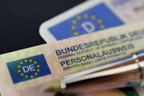 Digitale Passfotos für Dokumente wie Personalausweis oder Führerschein können Bürger nun direkt in den Bürgerbüros der VG-Verwal