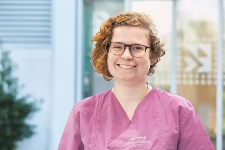 Cindy Paulus ist die Leitende Hebamme der Klinik f&uuml;r Frauenheilkunde und Geburtshilfe.