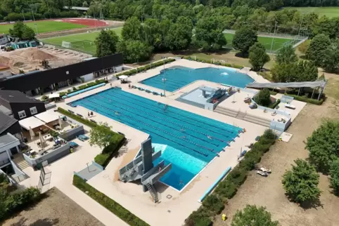 Im Queichtalbad wurden dieses Jahr rund 96.000 Besucher gezählt.