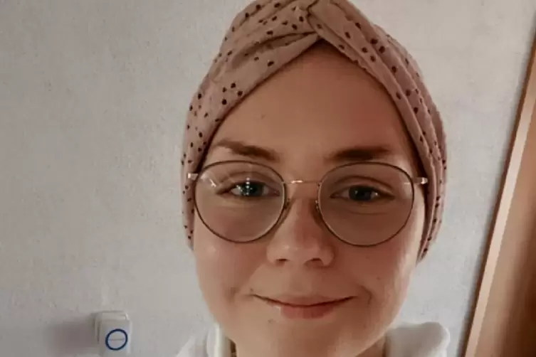 Jana braucht aktuell sehr viel Unterst&uuml;tzung von ihrer Familie und kann alleine nicht das Haus verlassen. 