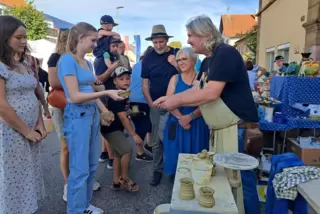 Viel gab’s beim Europäischen Bauernmarkt zu sehen, zu erfahren – und einiges auch zum Mitnehmen. Etwa Töpferkunstwerke. 
