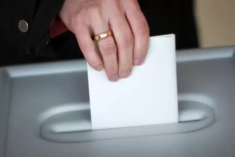 Am 12. Oktober findet in Ludwigshafen die Stichwahl ums Oberbürgermeisteramt statt. 