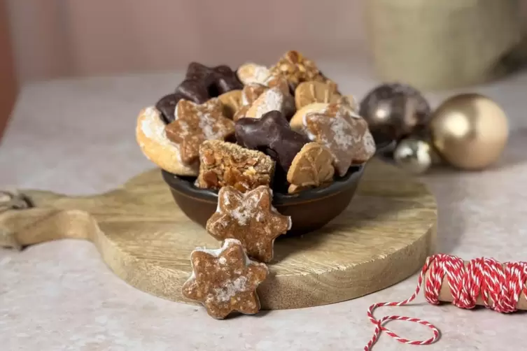 Die kleinen gro&szlig;en Unterschiede: Das Weihnachtsgeb&auml;ck-Handyfoto unserer Autors. 