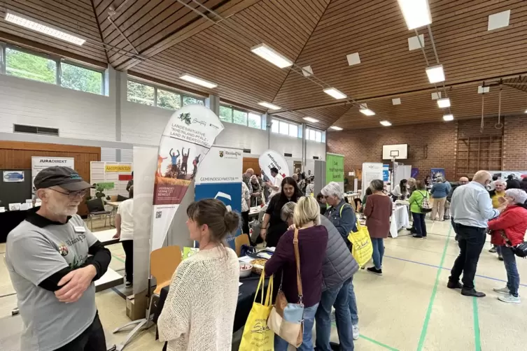 Am fr&uuml;hen Nachmittag war in der Kurpfalzhalle weniger los. 