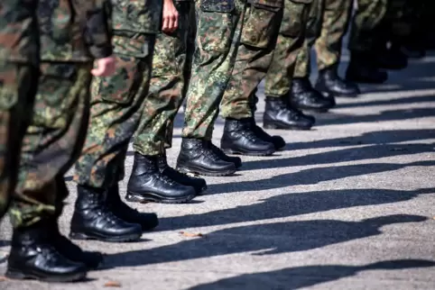 Die gewaltige Personallücke der Bundeswehr ist eines der größten Sicherheitsprobleme dieses Landes. 