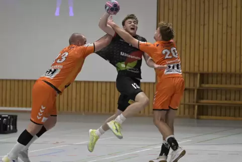 Lennart de Hooge spielt auch bereits im Trikot des HLZ-Drittligateams. 