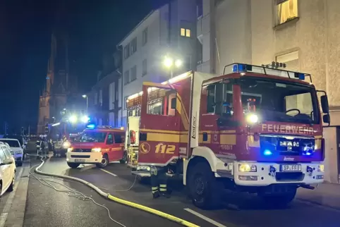 Während des Einsatzes mussten die Kämmererstraße und die Schützenstraße gesperrt werden.