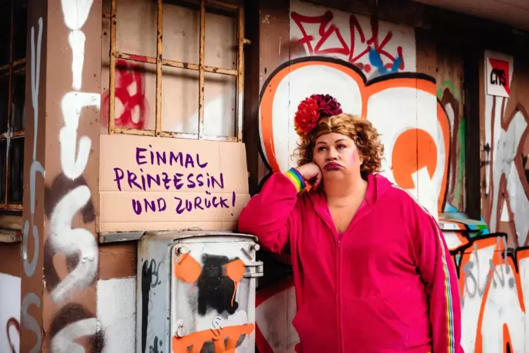 Selbst die „New York Times“ widmete Ilka Bessins Kunstfigur Cindy aus Marzahn schon einen großen Artikel.