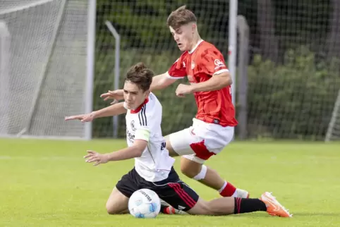 Traf zur zwischenzeitlichen 2:1-Führung für den 1. FCK: Nichita Cucuruz (rechts).