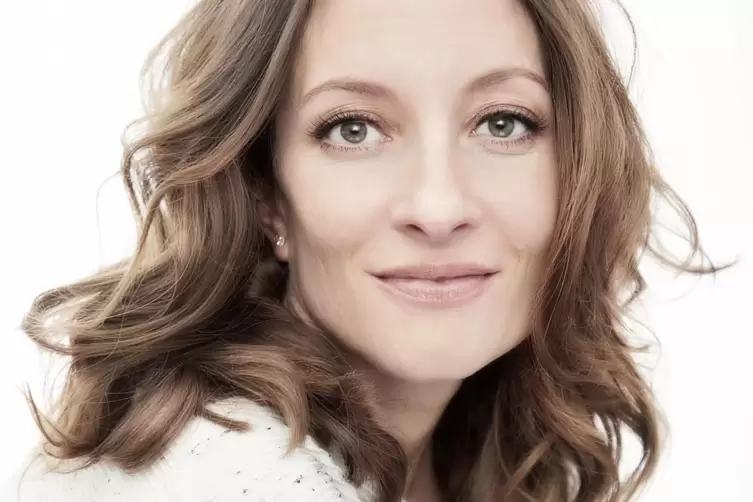 Singt Lieder von Ravel: Christiane Karg. 