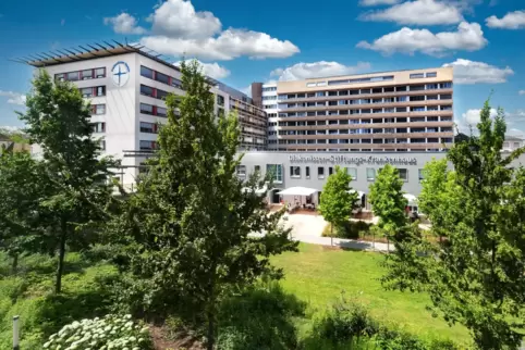 Bekannt für seine Geburtshilfe: Diakonissen-Stiftungs-Krankenhaus. 
