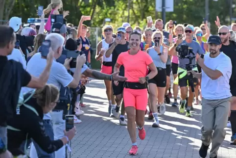 Joyce Hübner will 495 Marathons in 495 Tagen laufen. 