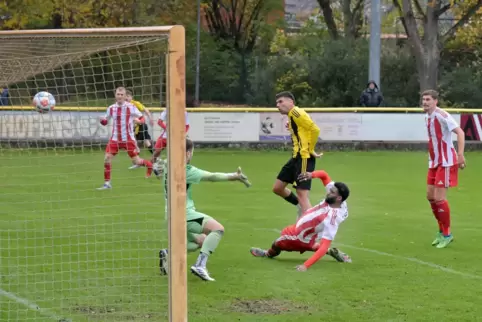 Der FV Dudenhofen bekommt einen Sonderzuschuss für die Unterhaltung des Sportplatzes. 