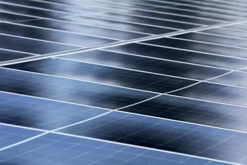Photovoltaik: Je mehr Module in Reihe, desto höher die Stromerzeugung. 