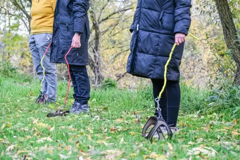 Mit Hundehalsband, aber ohne Hund: Hobby-Dogger. 