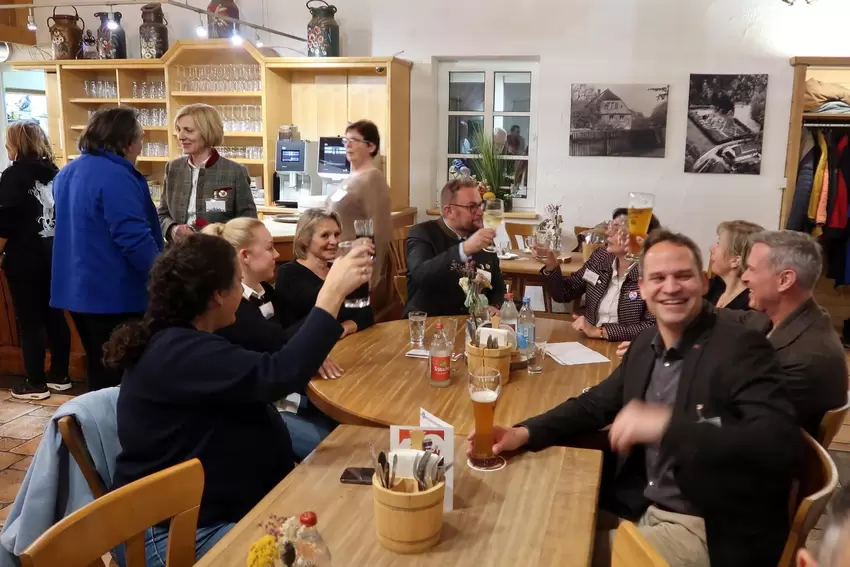 Was eine Schorle ist, versuchten die Gastgeber aus Deutschland ihren Freunden aus Poissy zu vermitteln. Die hatten dem Vernehmen