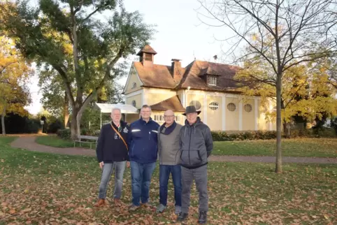 Michael Aladar, Markus Schlereth, Hans Strubel und Udo Jung engagieren siche für die Kulturkapelle im EnPaLi.