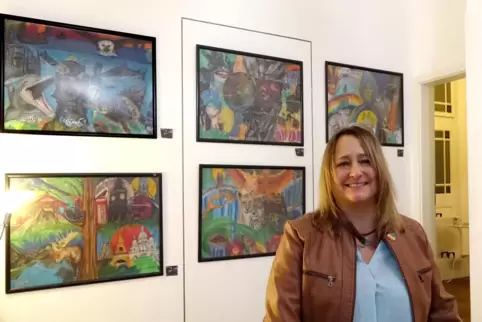 Bringt Farbe in die trüben Tage: Kristina Ann Blumhoff und ihre Kunst in der Lauterer Galerie Am WebEnd. 