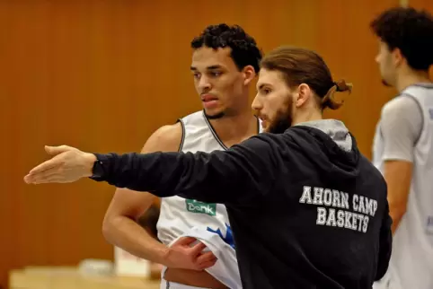 SG-Trainer Carlos Hidalgo Guijo erwartet in der Westpfalz eine schwere Aufgabe.