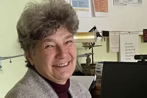 Hedda Brockmeyer hat das „Theater in der Kurve“ 2009 mit ihrem Partner Heinz Kindler gegründet – jetzt hat sie eine Gesellschaft