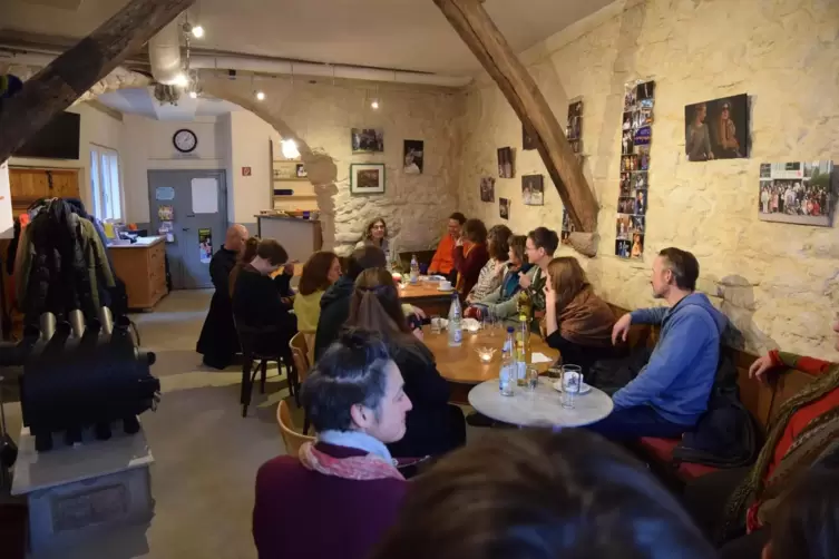  Inhaltlich zahlt sich die Ver&auml;nderung bereits aus: Das Theater erh&auml;lt drei Jahre lang eine &bdquo;Konzeptionsf&ouml;rderung&ldquo; vom Kulturmin