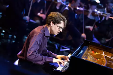 Er kann Klassik und auch Jazz: der französische Pianist Lucas Debarque.