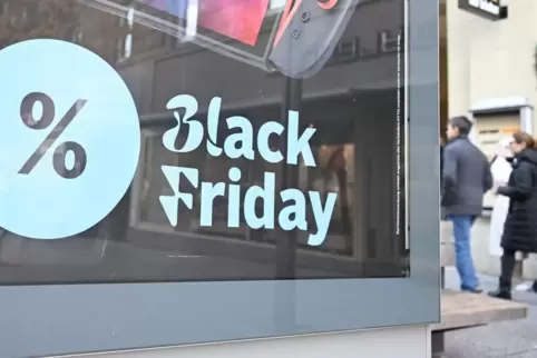 Jetzt wird wieder viel für den Black Friday geworben. 