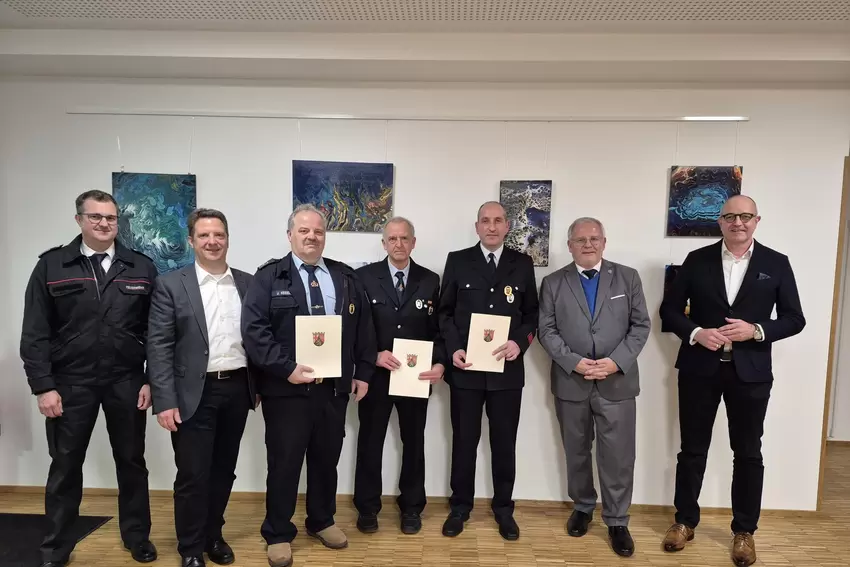 35 Jahre Feuerwehr VG Leiningerland: Stellvertretender Brand- und Katastrophenschutzinspekteur Jochen Lander, Bürgermeister Fran