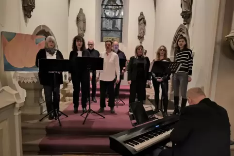 Die Duketown Voices sorgen mit modernen Liedern wie „Skyfall“ und oder „Nothing Else Matters“ für ein abwechslungsreiches Progra