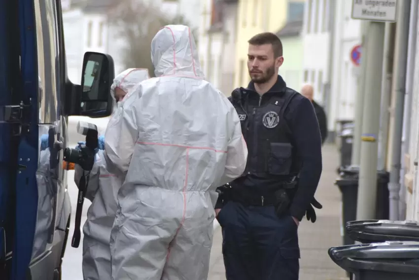Die Spurensicherung am Tatort.
