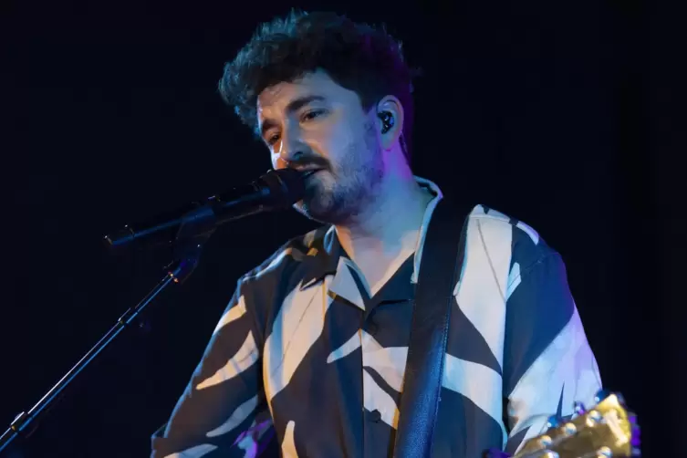 Gef&uuml;hlvoll sang Philipp Dittberner auch ganz pers&ouml;nliche Songs. 