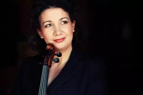 Sie spielt wieder in Landau: Ervis Gega ist die künstlerische Leiterin der Villa Musica Rheinland-Pfalz. Die Geigerin stammt aus