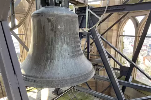 Mehr als sieben Tonnen schwer: Lutherglocke in der Gedächtniskirche. 