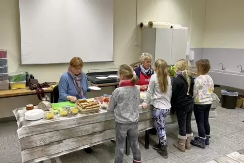 „Brotzeit“ in der Langgewann-Grundschule in Oggersheim.
