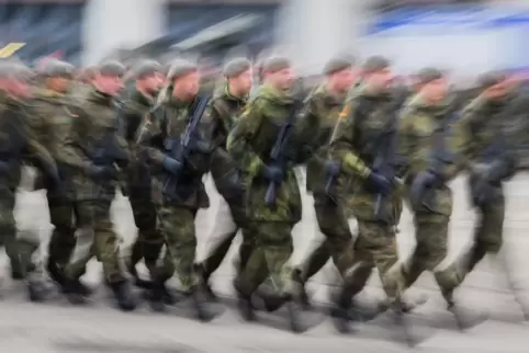 Das Personalproblem der Bundeswehr ist ungelöst. 