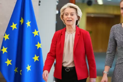 Die neue Sicherheitsdoktrin von US-Präsident Donald Trump ist ein Schock für Ursula von der Leyen und Europa. 
