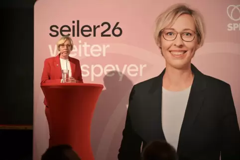 Vor wenigen Tagen: Stefanie Seiler bei der Veranstaltung, bei der die SPD sie als Oberbürgermeisterkandidatin bestätigte.