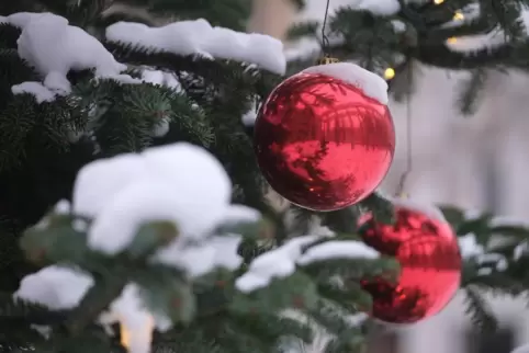 Kein Wintereinbruch in Sicht: Der Wunsch auf weiße Weihnachten bleibt Stand jetzt auch in diesem Jahr unerfüllt. 