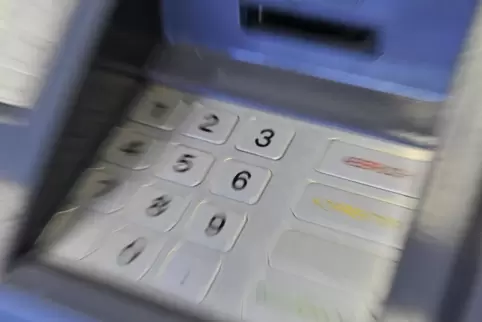 Was tun, wenn der Automat kein Geld ausgibt? 