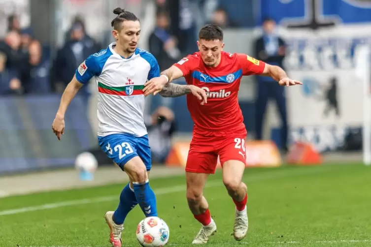 Ein Pf&auml;lzer beim 1. FC Magdeburg: Baris Atik (links) stammt aus Frankenthal. 