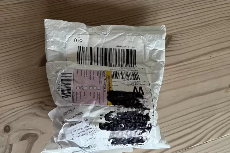 So sah das &Uuml;berraschungsp&auml;ckchen von au&szlig;en aus &hellip; 