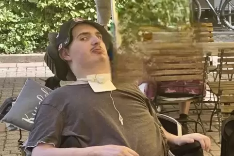 Er hatte seine Ausbildung fertig, wollte studieren gehen. Dann riss Dean Knerr ein schwerer Motorradunfall aus dem Leben. 