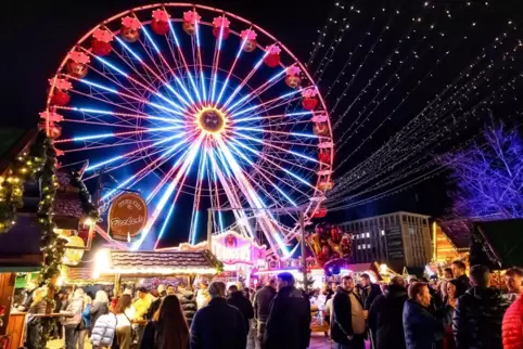 Ludwigshafen ist einer der günstigeren Weihnachtsmärkte. 