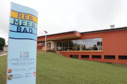 Das Rebmeerbad in Bad Bergzabern wird umfassend saniert, so viel steht fest. 