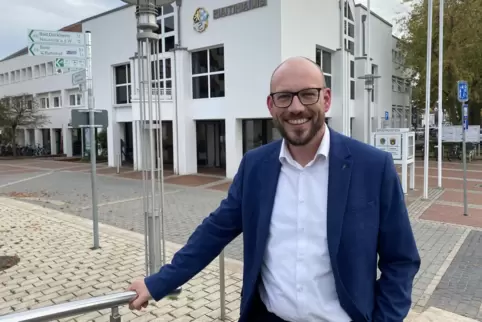 Im November 2024 wurde der Wahlpfälzer Marcel Wirdemann im Gemeinderat zum Beigeordneten gewählt. 