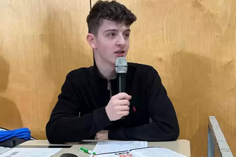 Seit 2022 ist Jannis Graff bei der „kleinen Europameisterschaft“ in Merzig auch immer als einer der Hallensprecher aktiv.