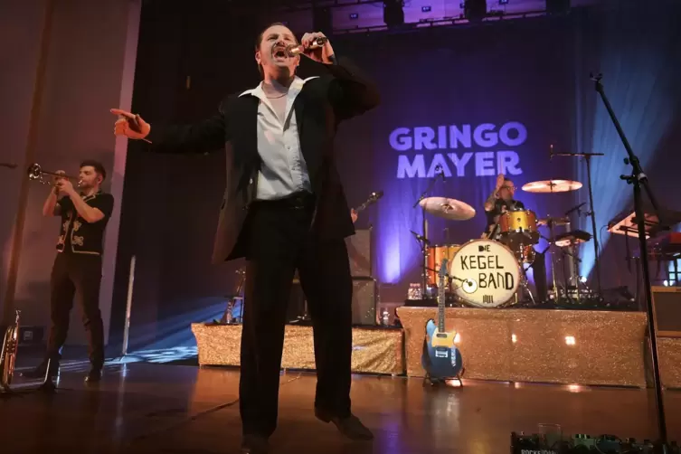 Gringo Mayer und seine Kegelband. 